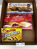 Lot of Little Debbie's Snack Cakes