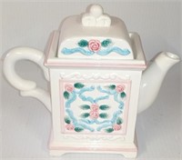 Otagiri Teapot with Lid, Shows Clock Face