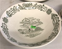 Colonial Homestead Serving Bowl