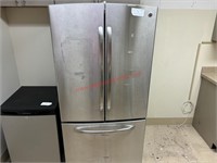 GE S/S REFRIGERATOR