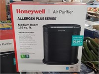 Honeywell - 155 Sq Ft. HEPA Air Purifier