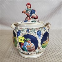 10" Gertz German Cookie Jar