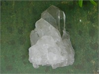 QUARTZ ROCK STONE LAPIDARY SPECIMEN