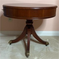 Broyhill Circular Side Table On Casters