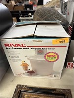 RIVAL ICE CREAM MAKER
