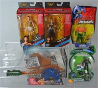 5pc DC Super Hero Toys & Collectibles NIP