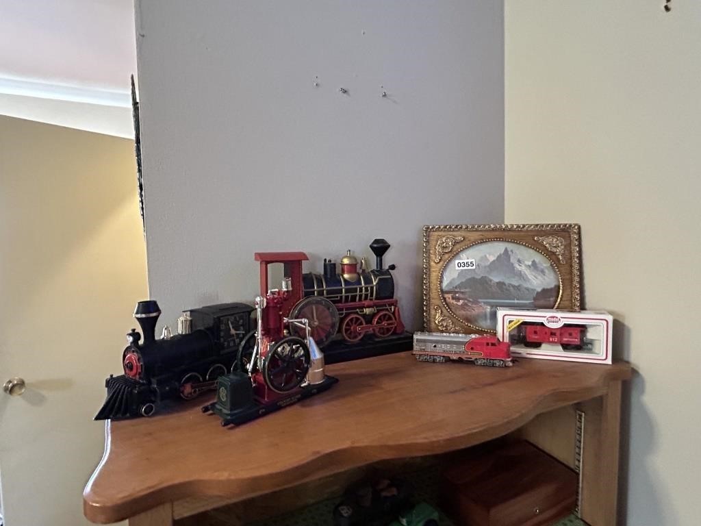 RR AND TRAIN COLLECTIBLES