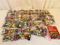 Huge lot of cars - Hot Wheels, Matchbox and More