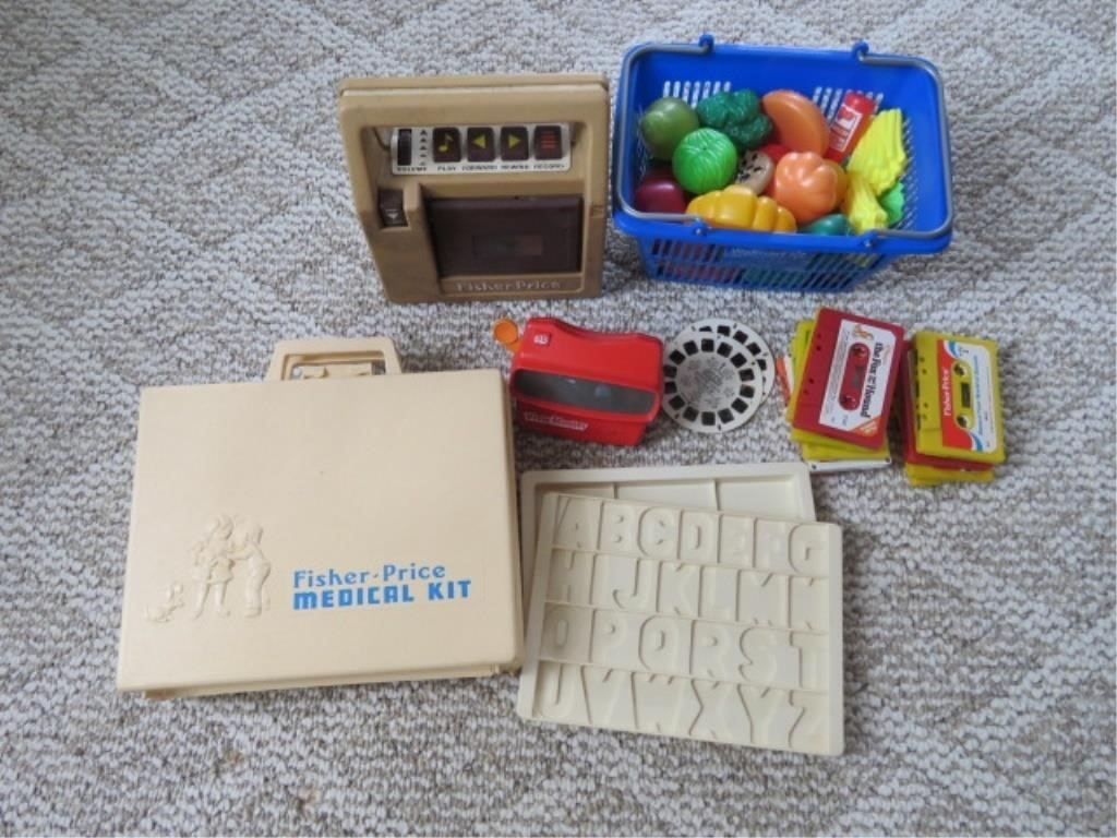 FISHER PRICE MEDICAL KIT, FISHER PRICE CASSETTE