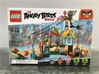 Lego Angry Birds 75824 Pig City Teardown