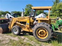 *Ford New Holland 445D w/ loader