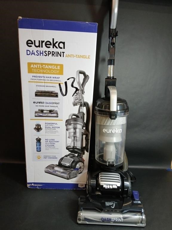 Eureka Dash Sprint Anti Tangle Vacuum