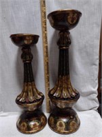 Two Staggered Sized Pilar Candle Holders