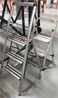 2 Folding Ladders