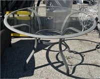(E) Glass Patio Table 28 Tall 48 Round