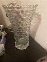10 inch glass vase
