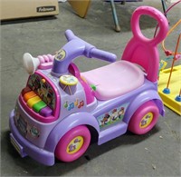 RIDE ON TOY CAR - MAKES ENGINE NOISES WHEN THE