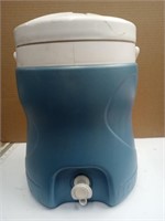 Blue igloo 2 gallon water cooler