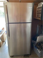 FRIGIDAIRE REFRIGERATOR STAINLESS FRONT
