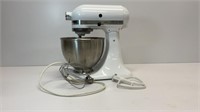 Kitchenaid Classic mixer with 2 attachments,