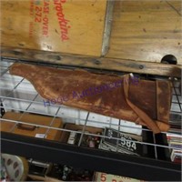 Leather quiver 25 inches long