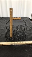 Metal wire farmhouse basket w/ wooden handle