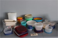 Tupperware and misc plastic containers
