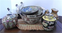 Lot #4951 - Selection of Oriental china to