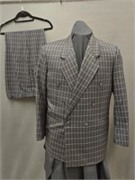 Filo A’Mano Hand Tailored by Tom James Men’s Suit
