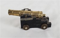 Small Cast Metal Rolling Field Cannon