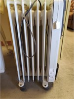 J- DeLonghi Electric Heater