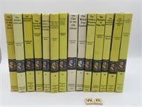 COLLECTION OF VINTAGE NANCY DREW BOOKS