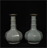 Chinese official kiln porcelain vase pair