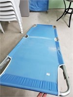 FOLDING COT