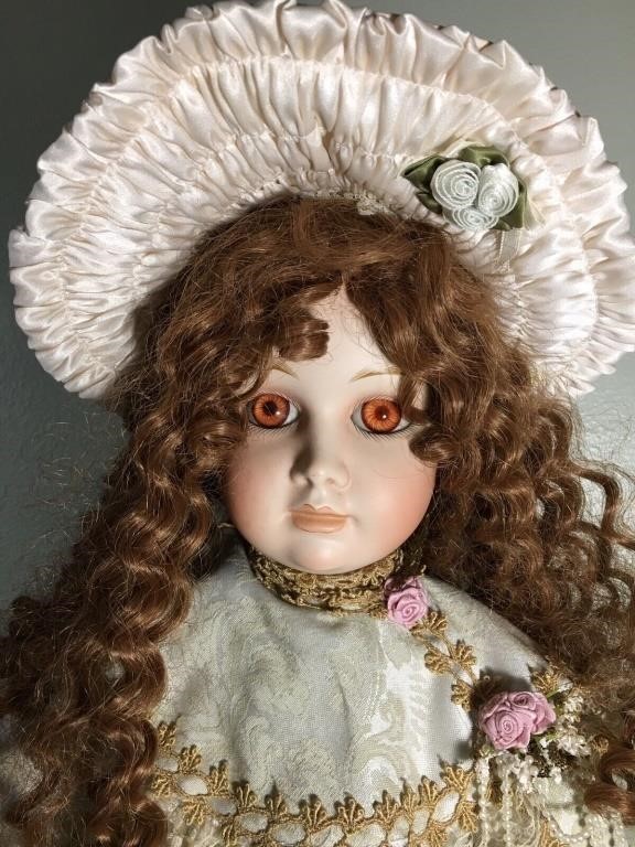 TORY BY PATRICIA LOVELESS PORCELAIN DOLL 28"