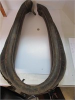 Early horse collar - Does not have buckles