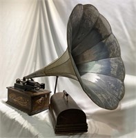 Edison Table Top Victorola Phonograph Model C Morn