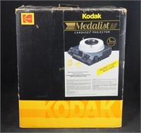 Vtg Kodak Medallist Carousel Slide Projector