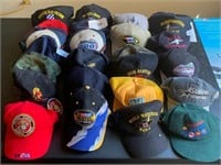 W - MIXED LOT OF HATS (A61)