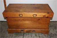 Pine Wood Keepsake Chest