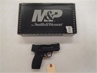 Smith & Wesson - model M&P Shield, semi auto,