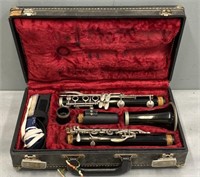Vito Clarinet & Case Musical Instrument