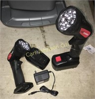 LOT 2 DRILLMASTER FLASHLIGHTS W/ CHARGER