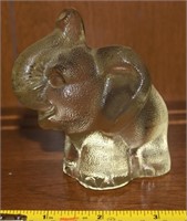 Vtg Goebel Textured Glass 3D Elephant Figure 3 5/8