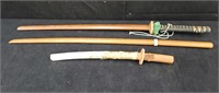 Bundle of Japanese training swords 3pcs: Length on