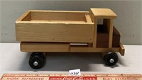 AWESOME FUN WOODEN DUMP TRUCK