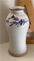 Blue and white pottery vase
