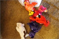 GROUPING OF BEANIE BABIES