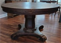 Round Oak Dining Table A