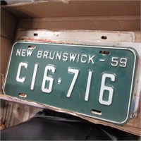 BOX OF ASST LICENCE PLATES